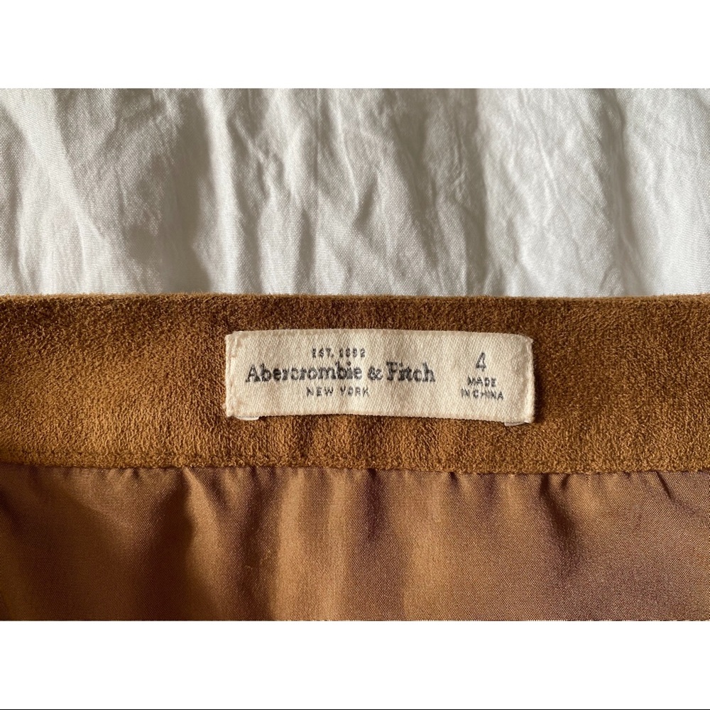 A&F Skirt - Picture 3 of 3